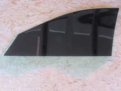 BMW Door Side Window Glass, Front Right 51337182110 F10 528i 535i 550i ActiveHybrid 5 M52